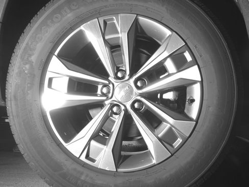 Used 2025 Chevrolet Equinox LT image 15