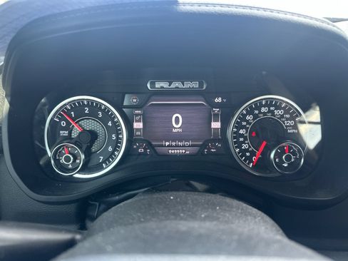 Used 2023 RAM 1500 Laramie AWD/4WD image 22