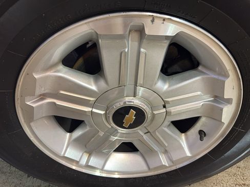 Used 2009 Chevrolet Tahoe LT w/ Convenience Package image 35