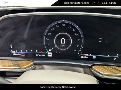 Used 2022 Cadillac Escalade ESV Sport Platinum w/ LPO, ONYX Package image 25