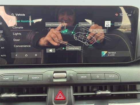 New 2025 Kia K4 GT-Line image 21