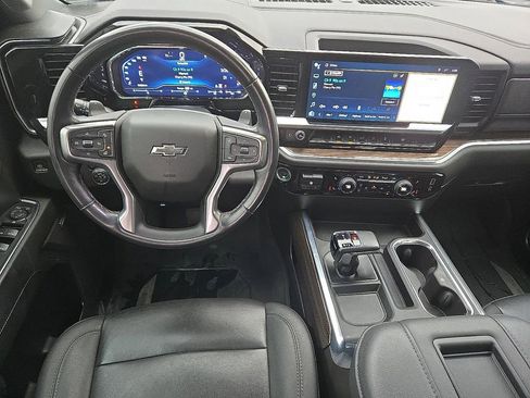 Used 2022 Chevrolet Silverado 1500 RST w/ Convenience Package II image 16