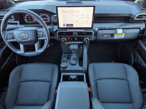 Used 2025 Toyota 4Runner Limited image 16