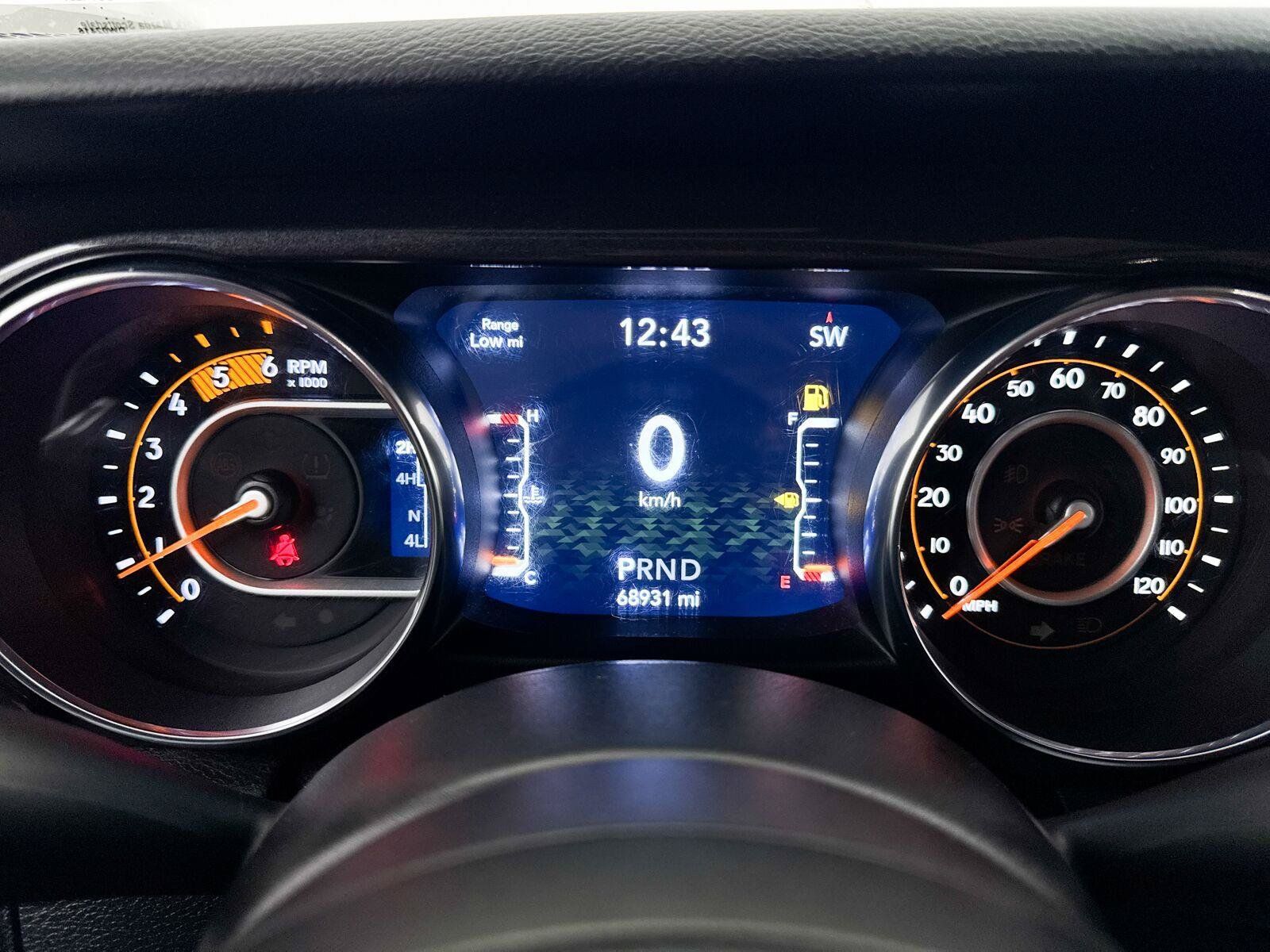 Used 2021 Jeep Wrangler Unlimited Sport AWD/4WD image 32