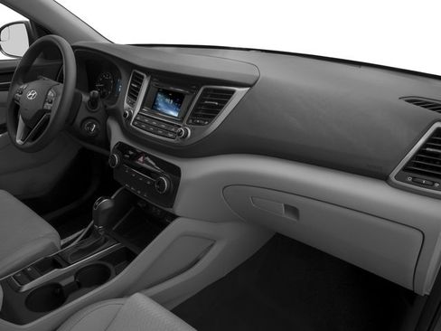 Used 2017 Hyundai Tucson SE w/ SE Popular Package 02 FWD image 19