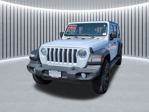 Used 2021 Jeep Wrangler Unlimited Sport AWD/4WD image 14