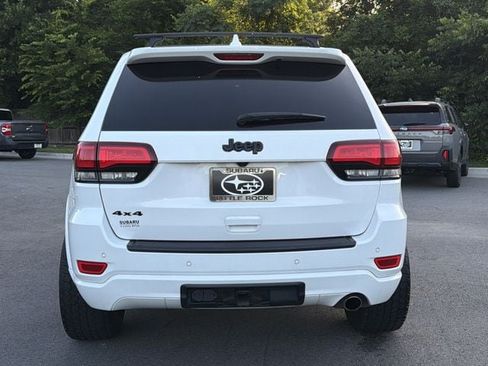 Used 2019 Jeep Grand Cherokee Altitude AWD/4WD image 4