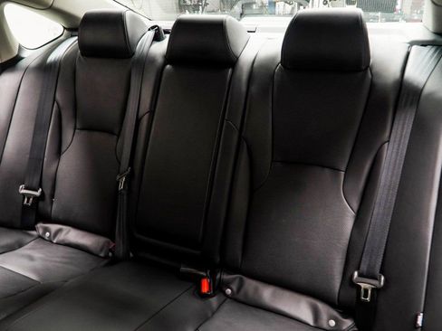 Used 2023 Honda Accord EX-L image 43