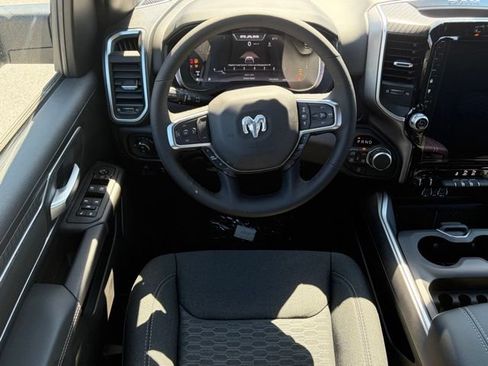 New 2026 RAM 1500 Big Horn AWD/4WD image 32