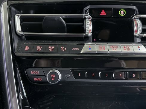 Used 2020 BMW M8 Coupe image 33