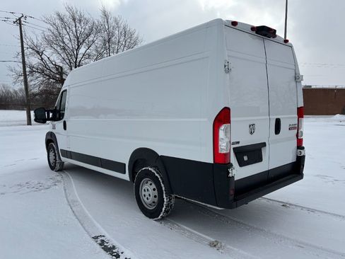 Used 2022 RAM ProMaster 3500 w/ Convenience Group image 5