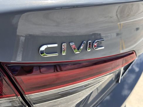 Used 2025 Honda Civic Sport image 14