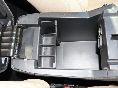 Used 2017 Ford Explorer FWD image 22