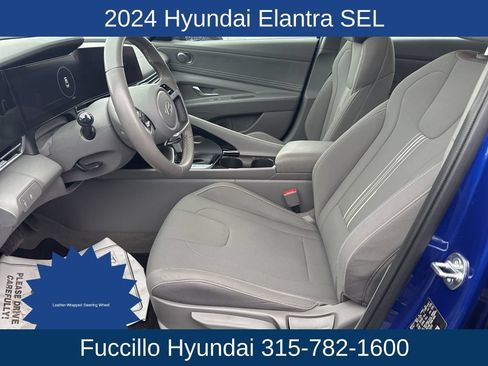 Used 2024 Hyundai Elantra SEL w/ Convenience Package FWD image 12