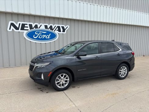 Used 2023 Chevrolet Equinox LT AWD/4WD image 1