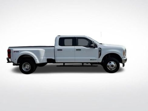 Used 2023 Ford F350 XLT w/ 360-Degree Camera Package AWD/4WD image 4