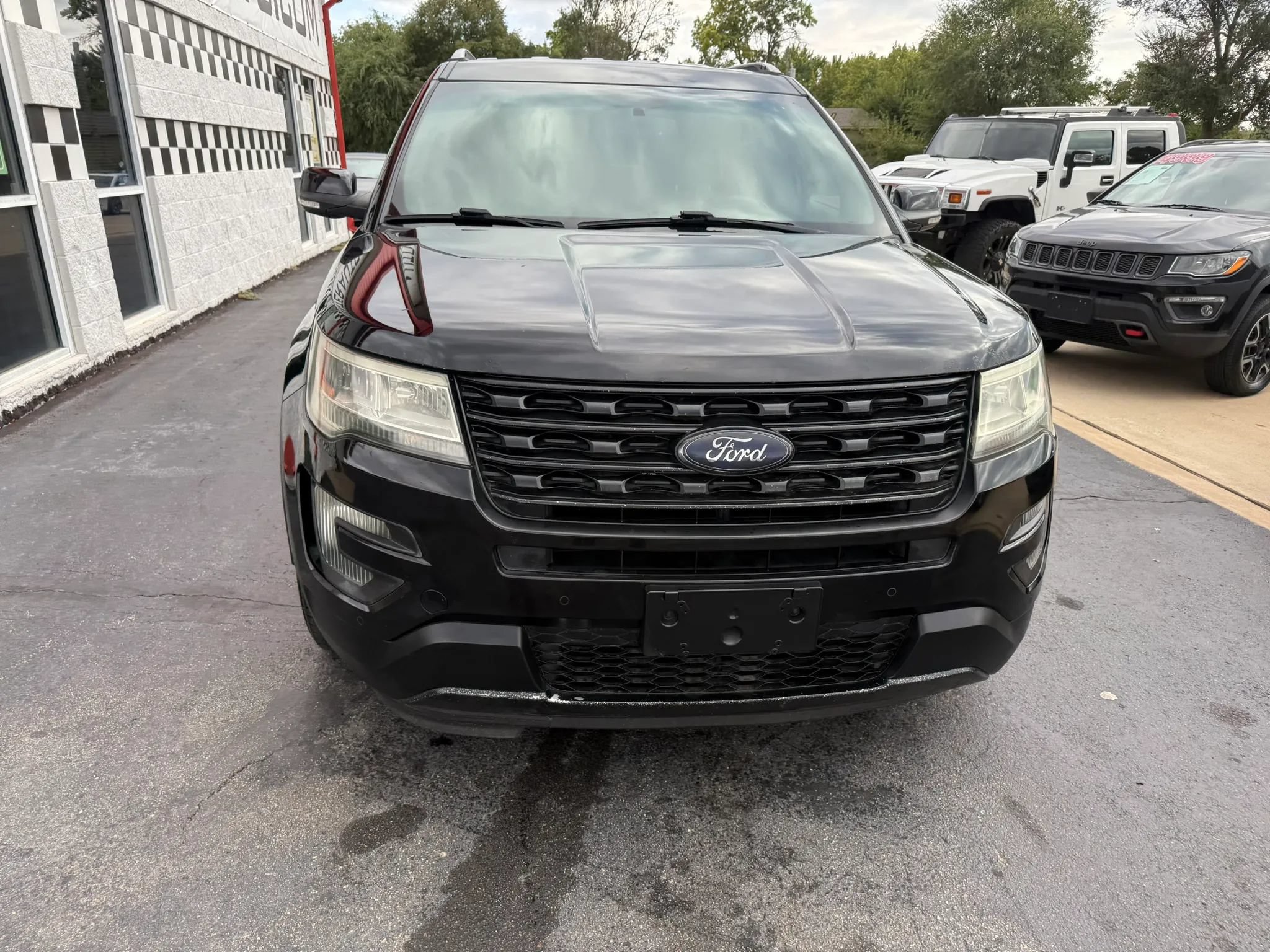 Used 2016 Ford Explorer XLT w/ Equipment Group 202A AWD/4WD image 20