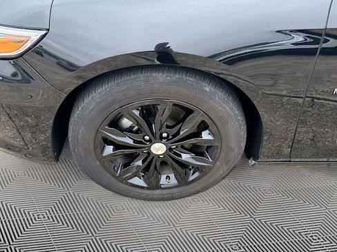 Used 2024 Chevrolet Malibu LT image 29