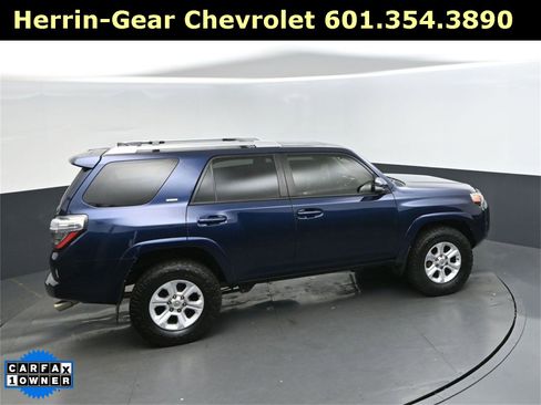 Used 2017 Toyota 4Runner SR5 Premium image 39