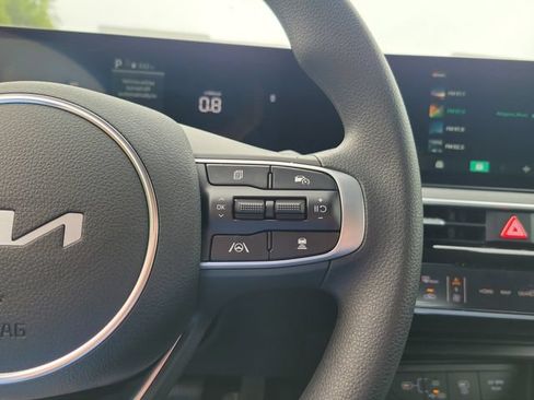 New 2026 Kia K5 LXS FWD image 16