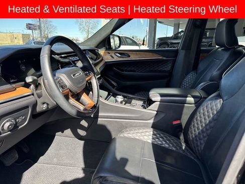 Used 2022 Jeep Grand Cherokee Summit image 10