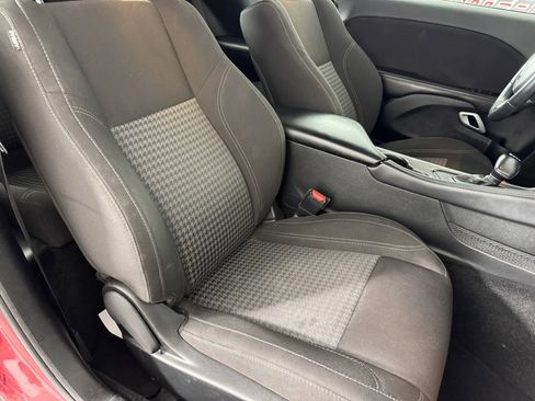 Used 2021 Dodge Challenger SXT w/ Driver Convenience Group image 30