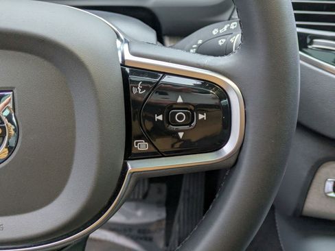 Certified 2023 Volvo XC90 T8 Ultimate image 18