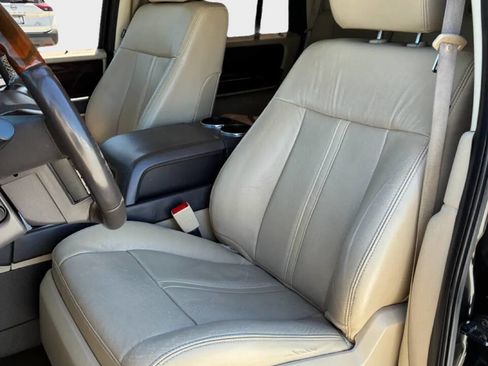 Used 2015 Lincoln Navigator 2WD w/ Equipment Group 101A Reserve image 13