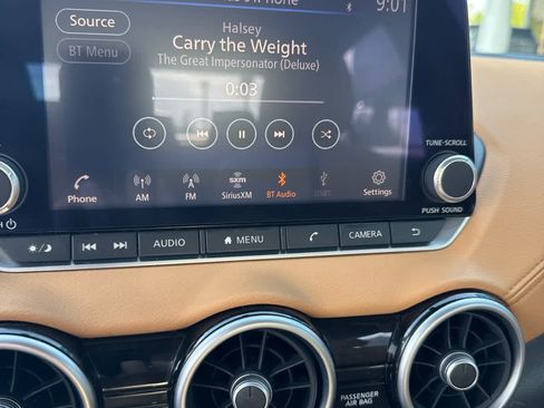 Used 2020 Nissan Sentra SV w/ SV Premium Package FWD image 17