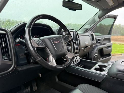 Used 2018 GMC Sierra 2500 SLT w/ All Terrain HD Package AWD/4WD image 31