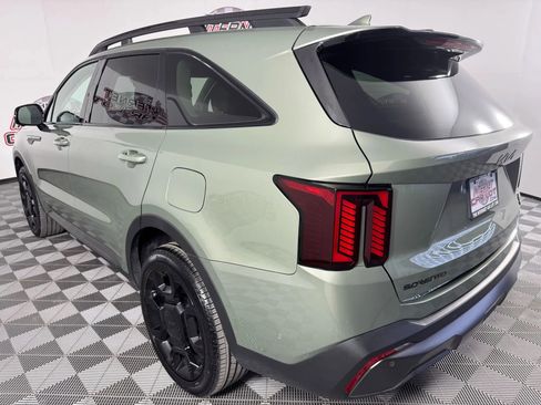 Used 2025 Kia Sorento SX image 28