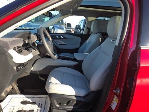 New 2026 Ford Explorer Platinum w/ LUX Leather Package image 18