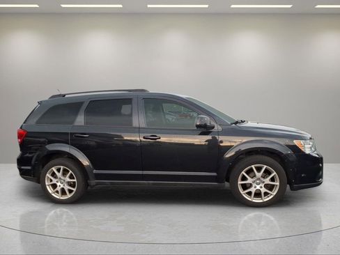 Used 2012 Dodge Journey SXT w/ Flexible Seating Group image 2
