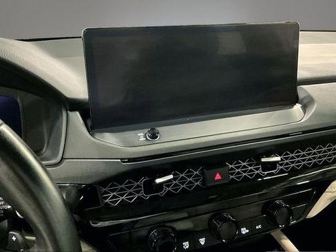 Certified 2023 Honda Accord Touring image 9