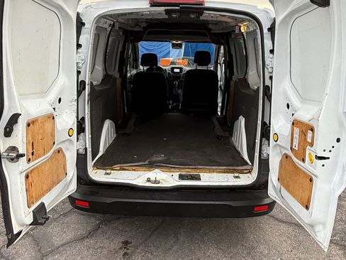 Used 2019 Ford Transit Connect XL image 21