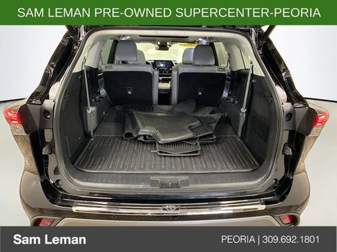 Used 2021 Toyota Highlander Platinum AWD/4WD image 28