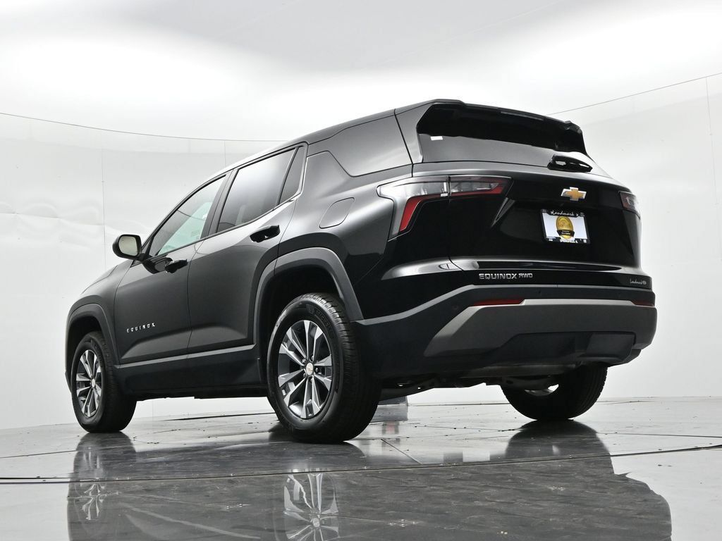 Used 2026 Chevrolet Equinox LT AWD/4WD image 20