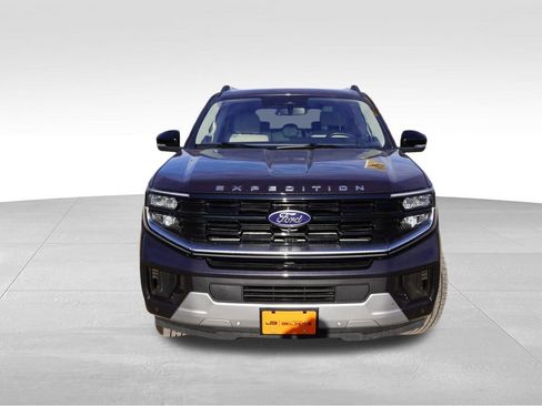 Certified 2025 Ford Expedition Max Platinum AWD/4WD image 12