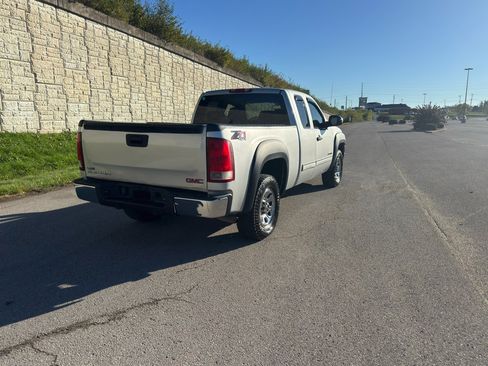 Used 2011 GMC Sierra 1500 SL image 3