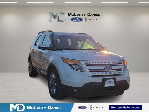 Used 2015 Ford Explorer Limited w/ Equipment Group 302A image 1