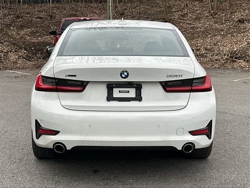 Used 2020 BMW 330i xDrive Sedan w/ Premium Package image 4