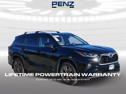 Used 2023 Toyota Highlander Bronze Edition