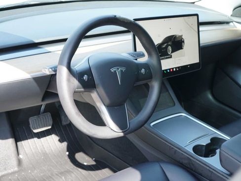 Used 2023 Tesla Model 3 Standard Range RWD image 8
