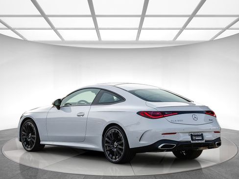 New 2026 Mercedes-Benz CLE 300 4MATIC Coupe image 2