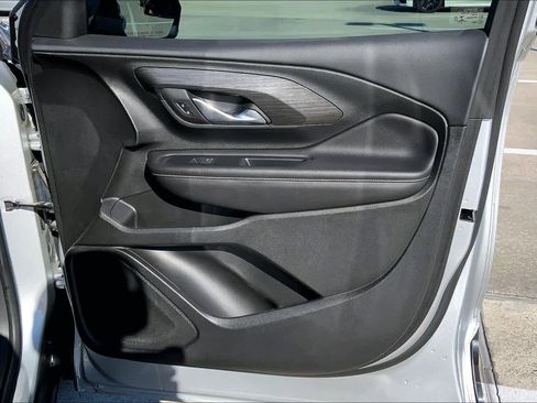 Used 2022 GMC Terrain SLE w/ Driver Convenience Package image 79