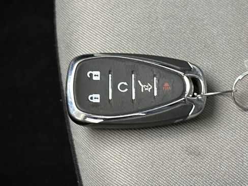 Used 2018 Chevrolet Equinox LT AWD/4WD image 40