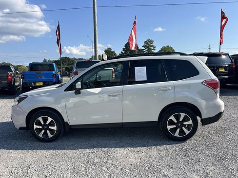 Used 2017 Subaru Forester 2.5i Premium AWD/4WD image 20