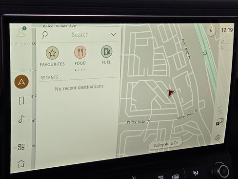 New 2026 Land Rover Defender 110 X-Dynamic SE image 27