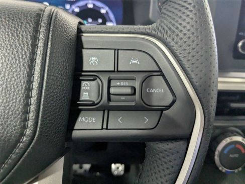 Certified 2025 Toyota Tacoma TRD Sport AWD/4WD image 18