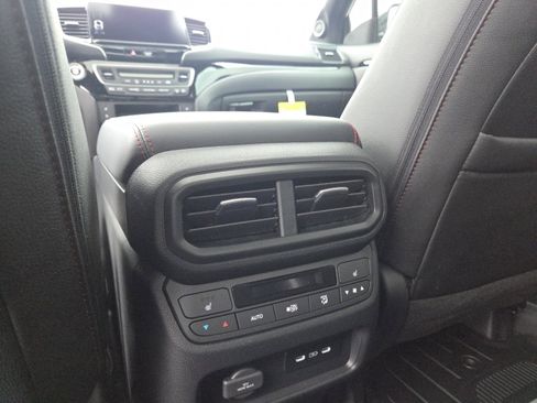 New 2026 Honda Ridgeline Black Edition image 25